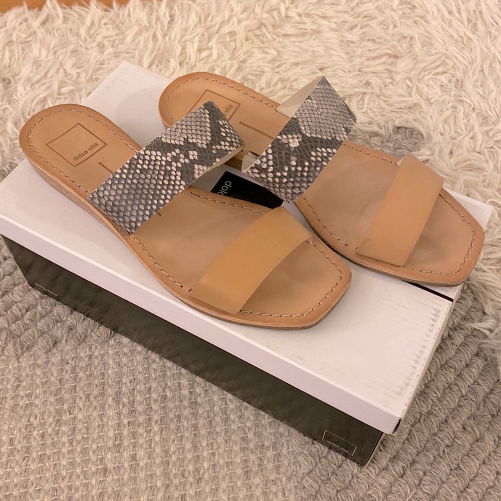 Dolce Vita | “Pepe” - Snake print with Tan toe strap | Size 8 Sandals
